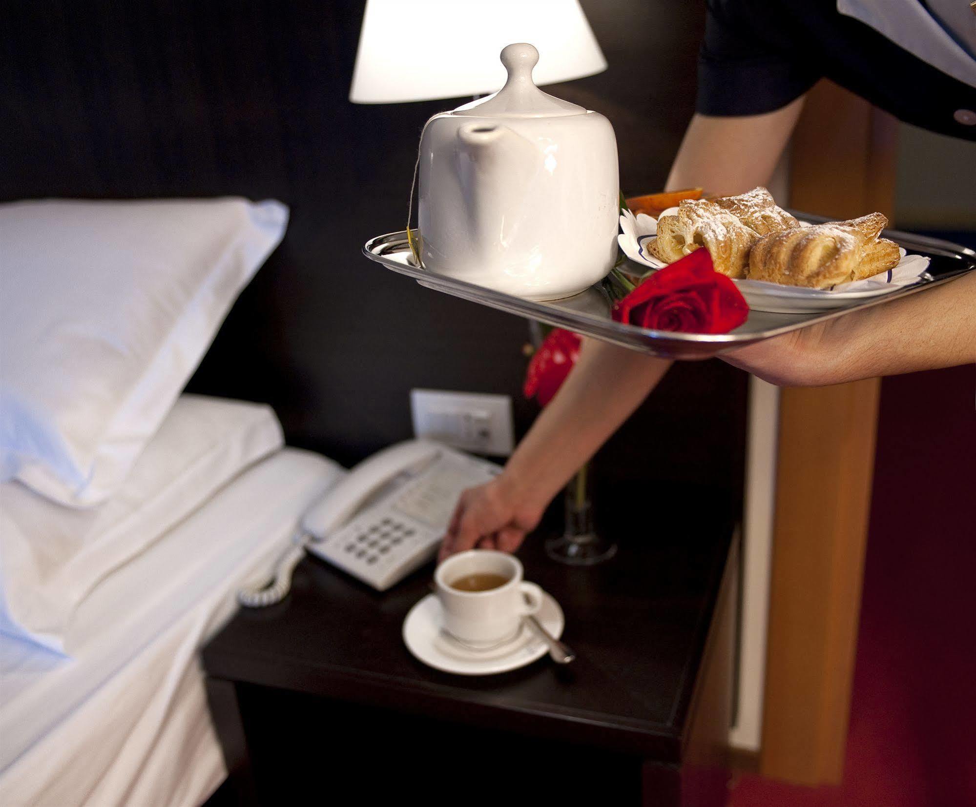 Park Hotel Centro Congressi Potenza Dış mekan fotoğraf