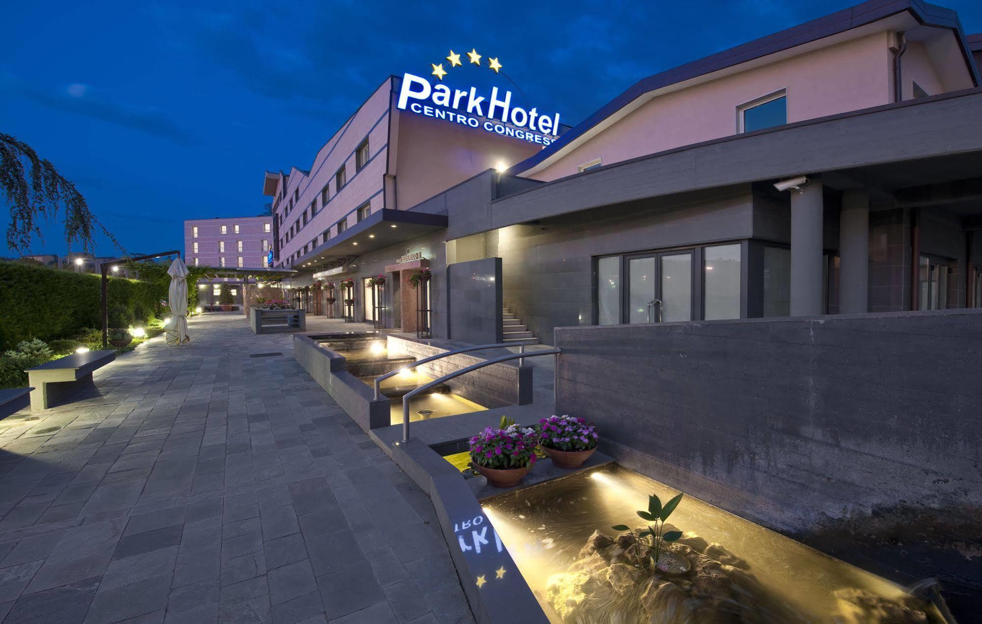 Park Hotel Centro Congressi Potenza Dış mekan fotoğraf