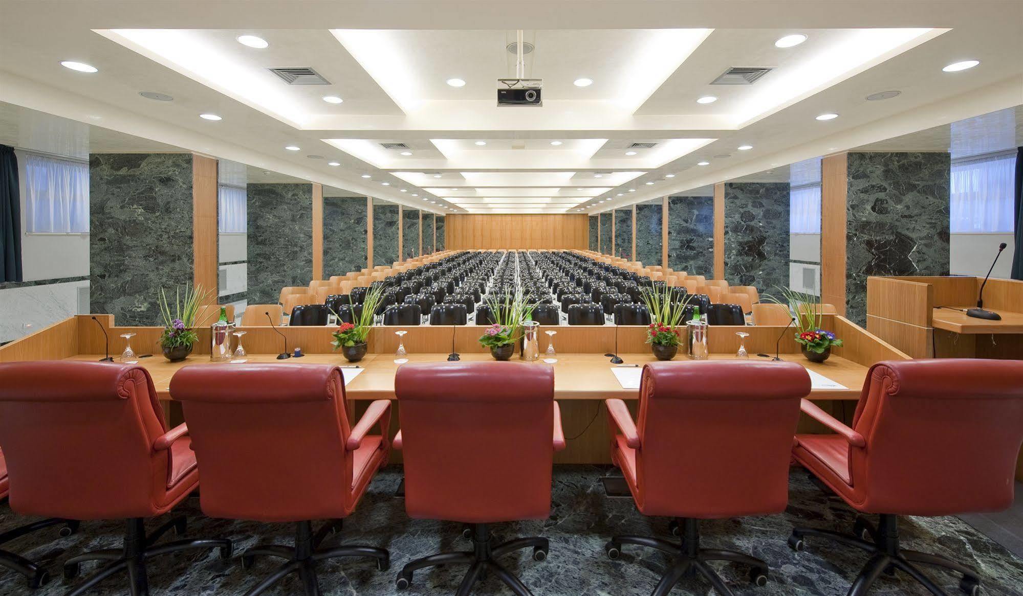 Park Hotel Centro Congressi Potenza Dış mekan fotoğraf
